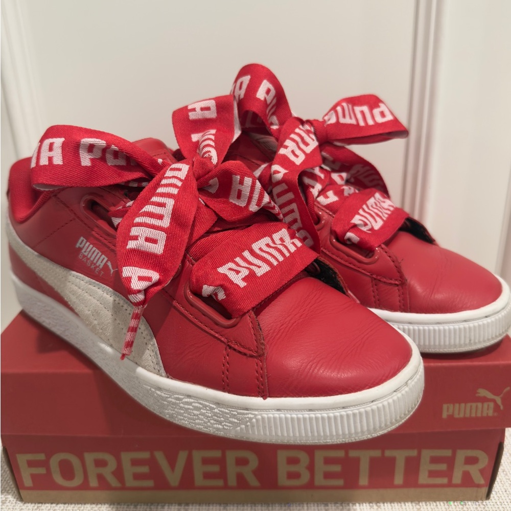 ❤️👟 SOLD - Puma Women’s Heart Basket DE Red Leather & White Sneakers - Picture 3 of 13